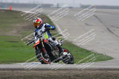 media/Nov-29-2025-TrackDaz (Sat) [[10ae2d9bce]]/B Group/Session 3 (Outside Grapevine)/